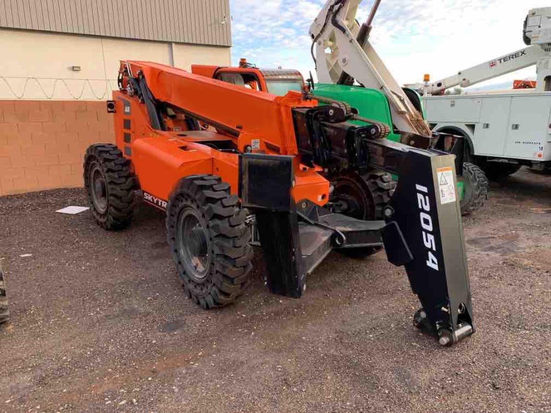2022 JLG Skytrak 12054 Telehandler - Image 10