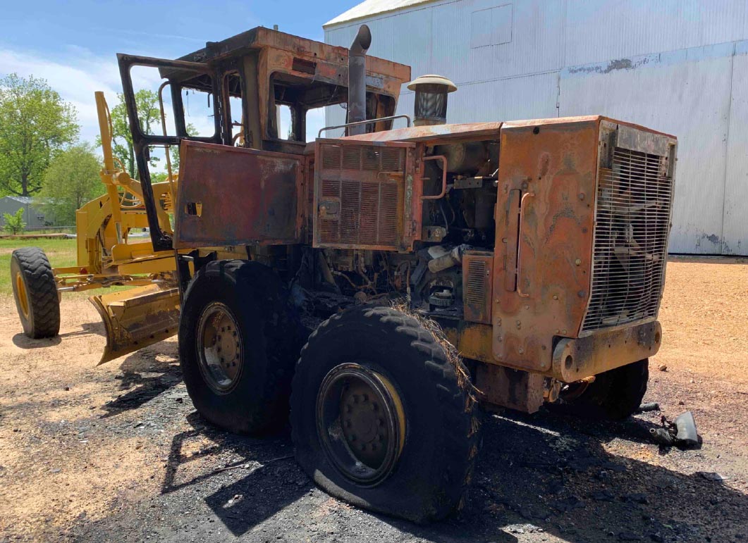 2004 Caterpillar 140H Motor Grader - Image 2