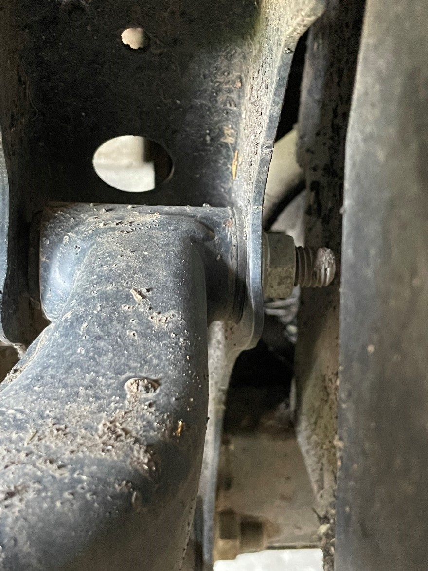 2022 John Deere Gator XUV 835M - Image 11