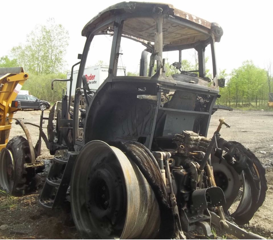 2018 Case IH 140A Farmall Tractor - Image 4