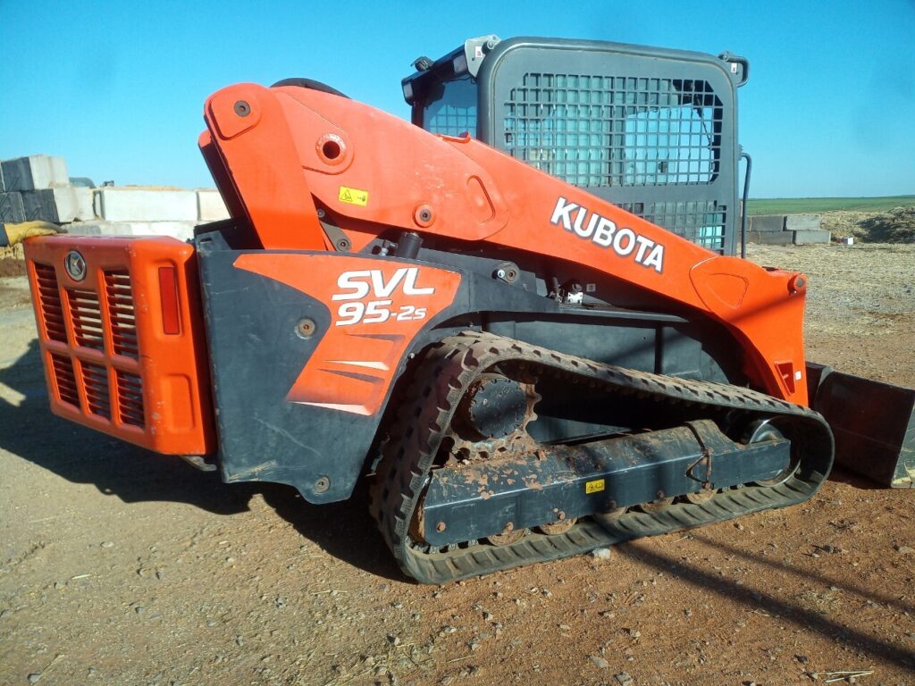 [Auction] 2020 Kubota SVL9525 Skid Steer