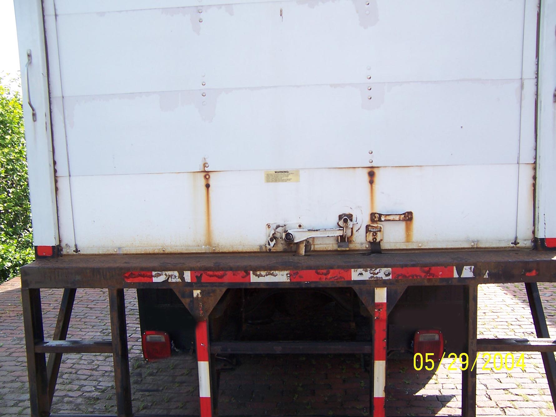 2002 International 4400 Box Truck - Image 7