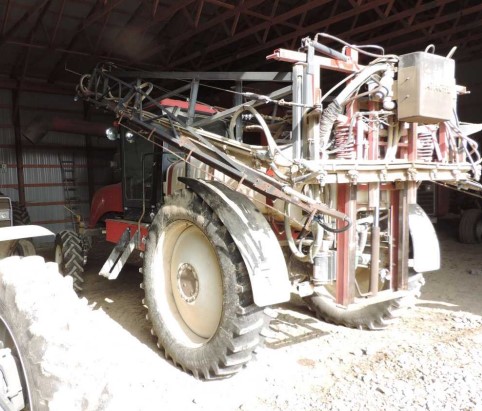 1998 Apache 560 Sprayer - Image 4