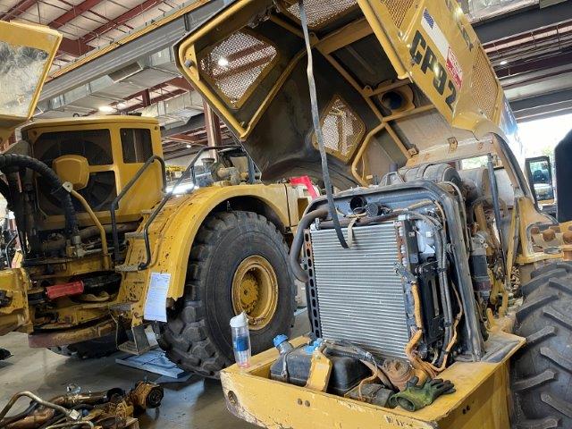2016 Caterpillar CP44B Compactor - Image 10