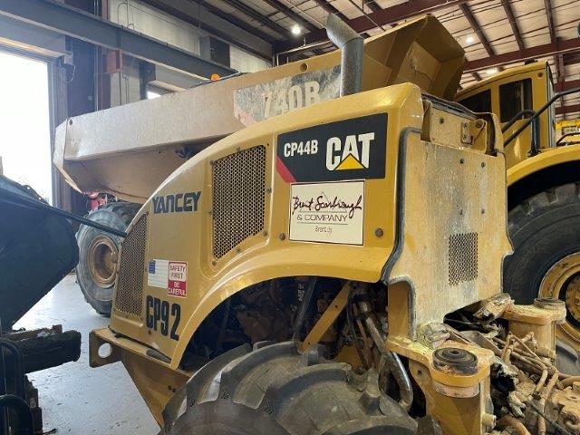 2016 Caterpillar CP44B Compactor - Image 3