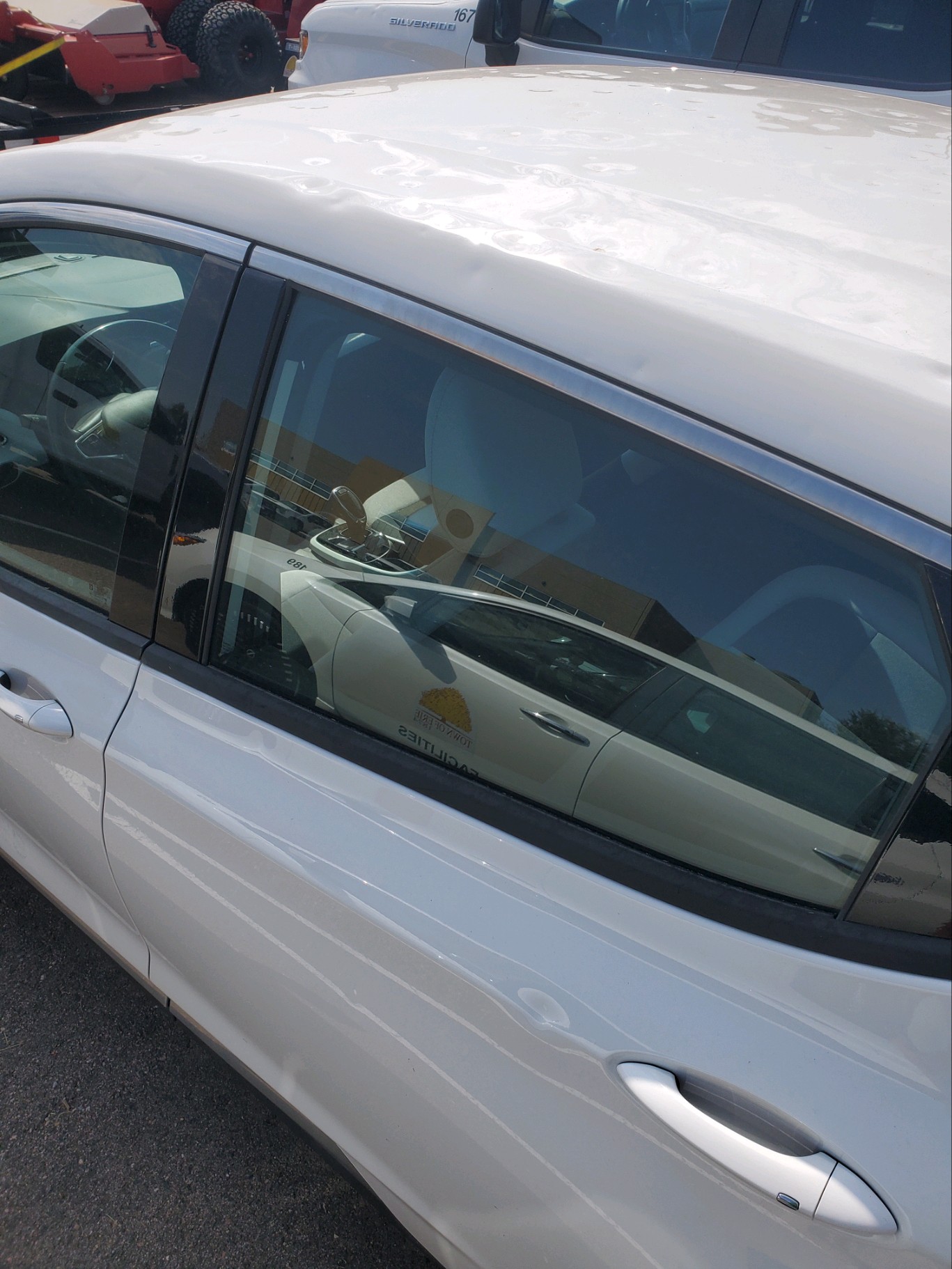 2019 Chevy Bolt - Image 4