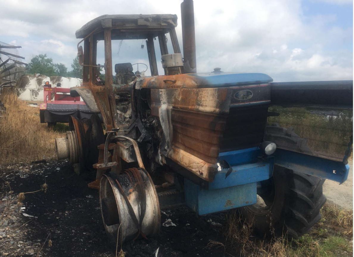 1993 Ford 8830 Tractor