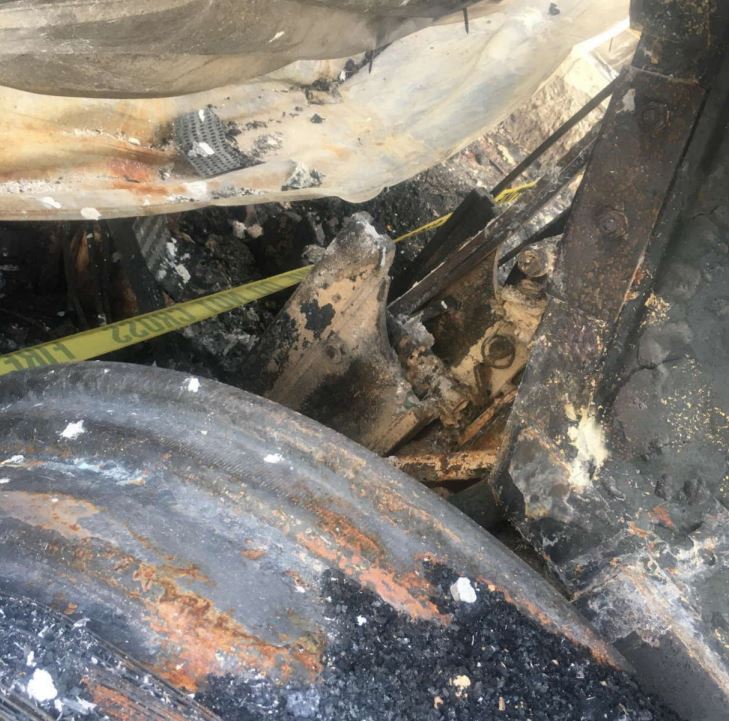 1992 Ford 7810 Tractor - Image 2