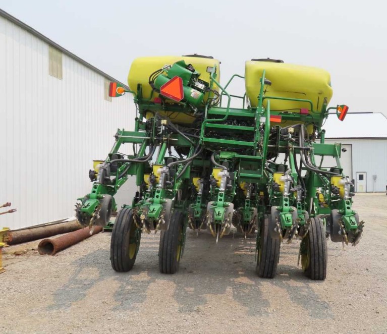 John Deere 1790 Planter - Image 4