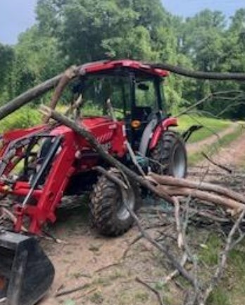 2021 Rural King 55 Tractor - Image 2