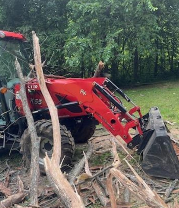 2021 Rural King 55 Tractor - Image 7