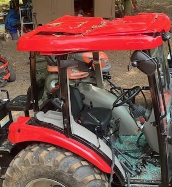 2021 Rural King 55 Tractor - Image 8