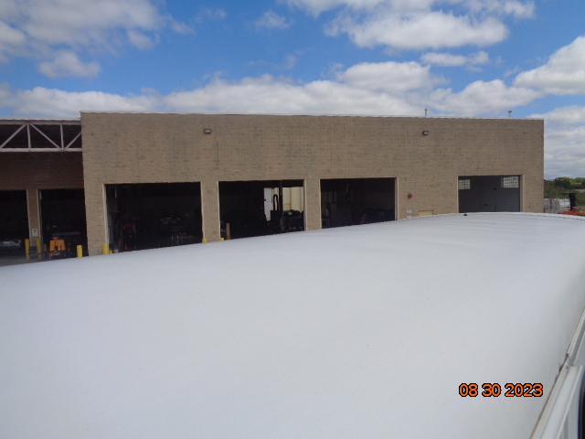 2017 Ford E-450 Forest River Starcraft Shuttle Bus - Image 19