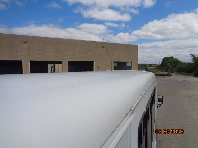 2017 Ford E-450 Forest River Starcraft Shuttle Bus - Image 20