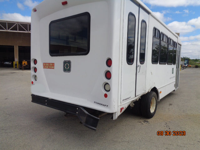 2017 Ford E-450 Forest River Starcraft Shuttle Bus - Image 24