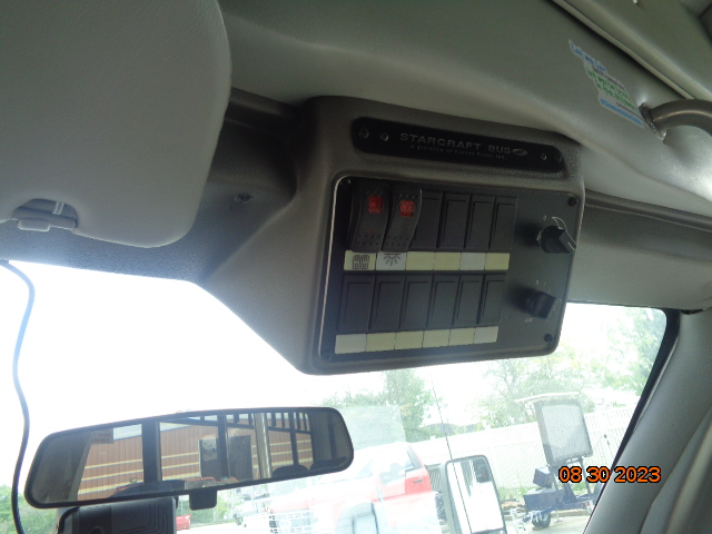 2017 Ford E-450 Forest River Starcraft Shuttle Bus - Image 34