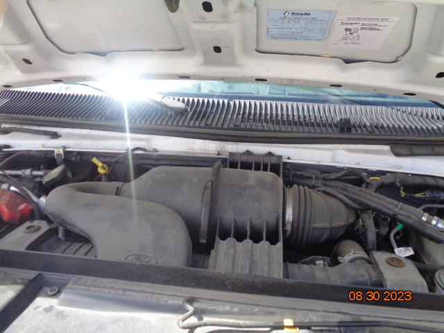 2017 Ford E-450 Forest River Starcraft Shuttle Bus - Image 40