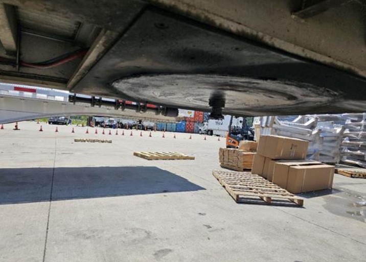 2021 Transcraft Flatbed Trailer - Image 15