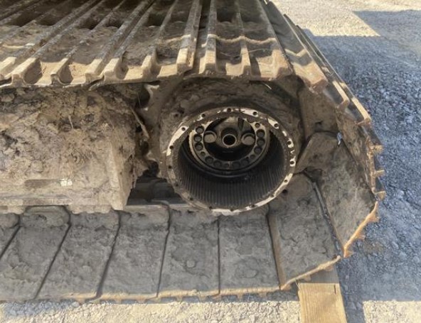 2017 Caterpillar 320F Excavator - Image 10