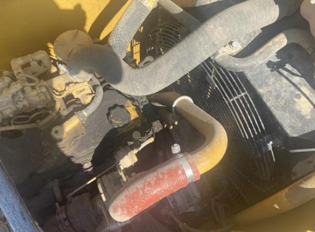 2017 Caterpillar 320F Excavator - Image 16