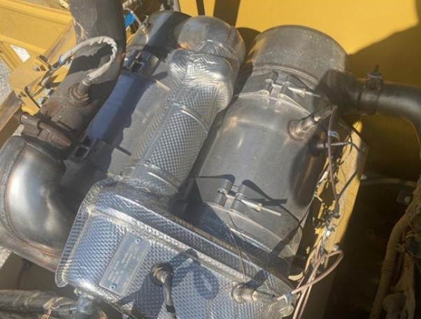 2017 Caterpillar 320F Excavator - Image 17