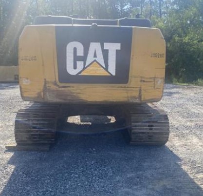 2017 Caterpillar 320F Excavator - Image 4