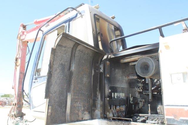 1997 Link Belt 3400Q Excavator - Image 2