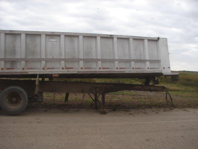 2004 Cobra End Dump Trailer - Image 4