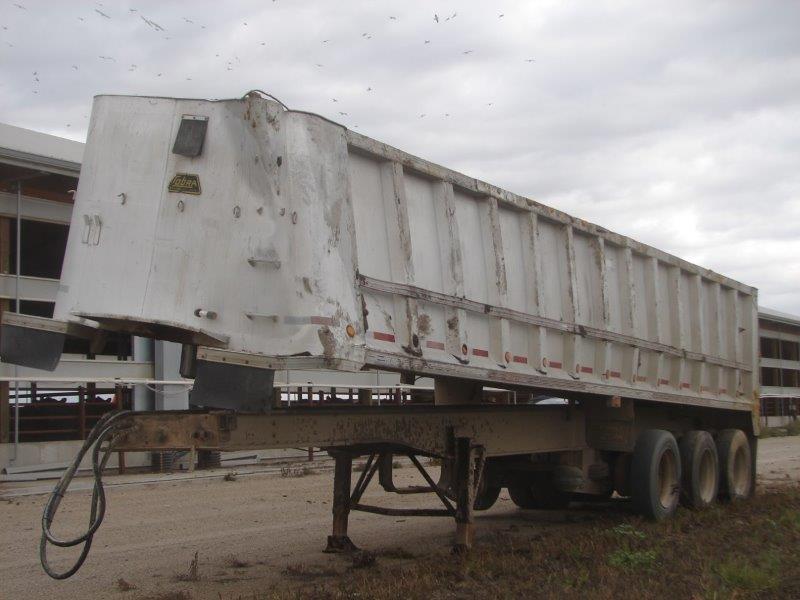 2004 Cobra End Dump Trailer - Image 7