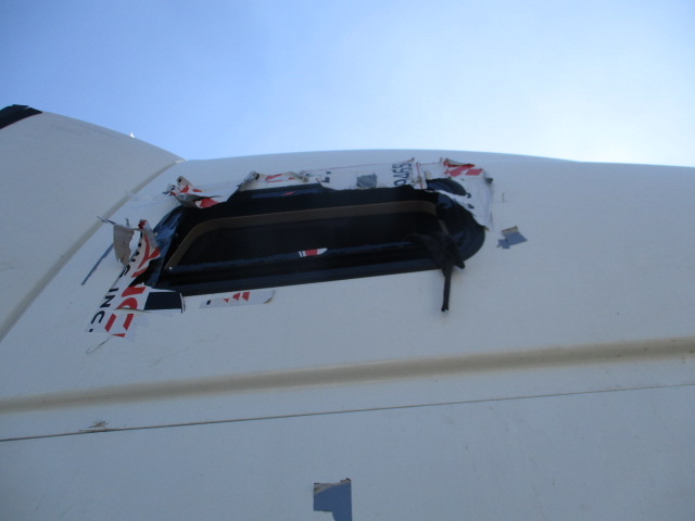 2015 Volvo VNL Truck - Image 13