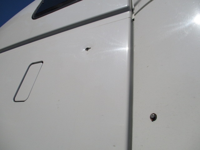 2015 Volvo VNL Truck - Image 15