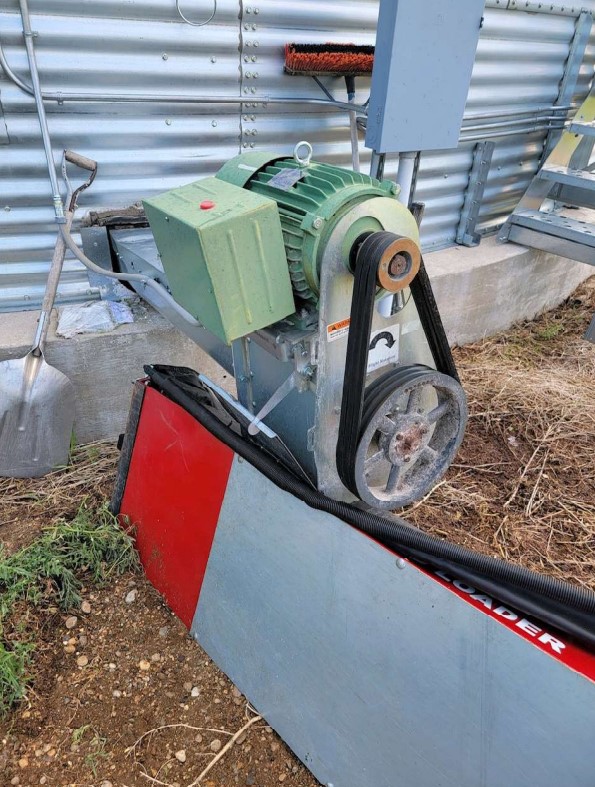 2023 Universal 1847 LP Conveyor - Image 3