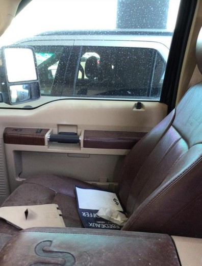 2013 Ford Super Duty F-350 - Image 22