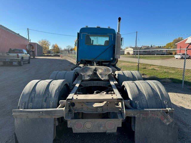 2003 Mack CH 600 Maxi Cruise - Image 8