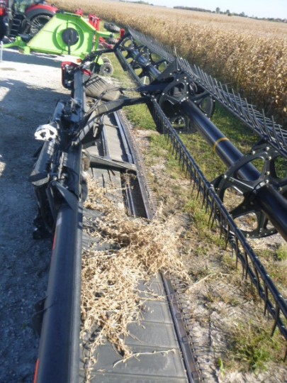 2010 CASE IH 2162 Flex Draper Header - Image 8