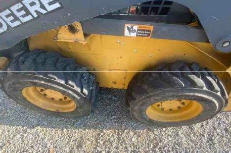 2021 John Deere 318G Skid Steer - Image 17