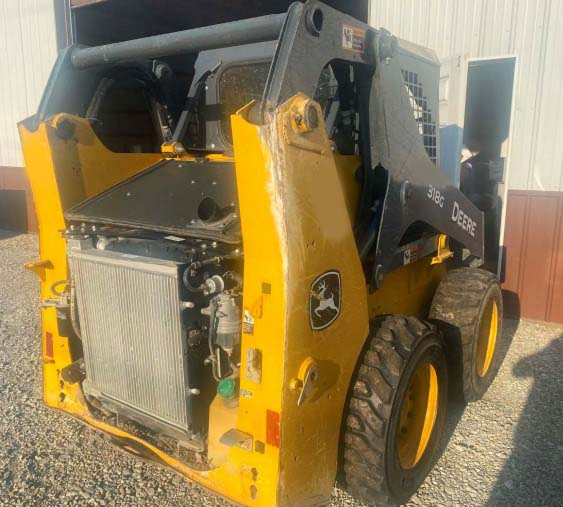 2021 John Deere 318G Skid Steer - Image 3