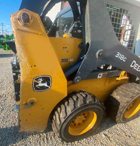 2021 John Deere 318G Skid Steer - Image 5