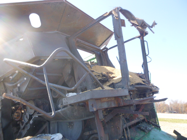 2008 John Deere 9650 Combine - Image 12
