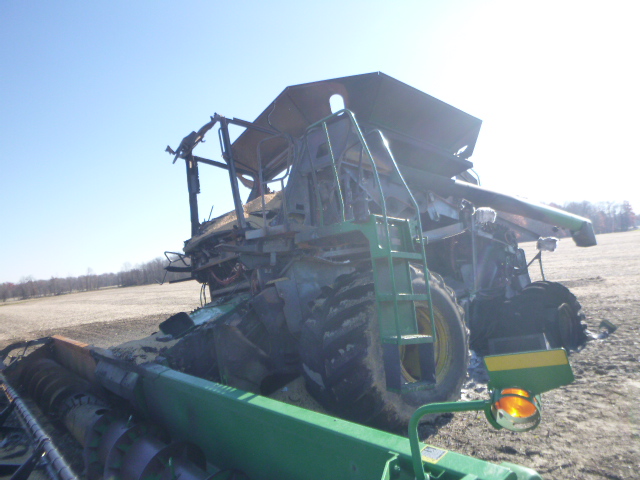 2008 John Deere 9650 Combine - Image 2