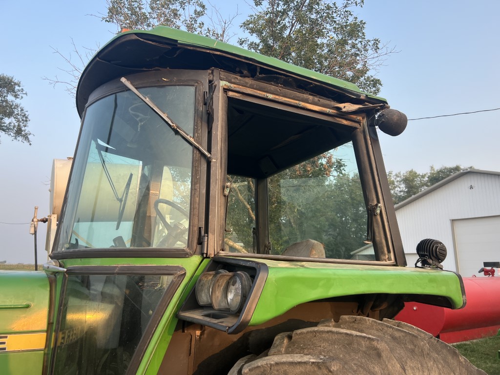 John Deere 4040 Tractor - Image 3