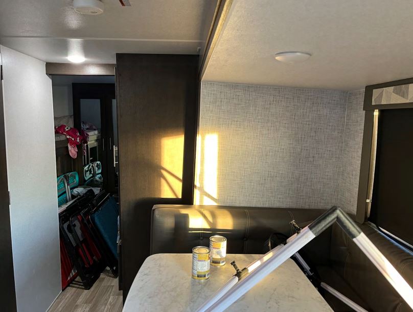 2020 Wildwood Forest River Camper - Image 5