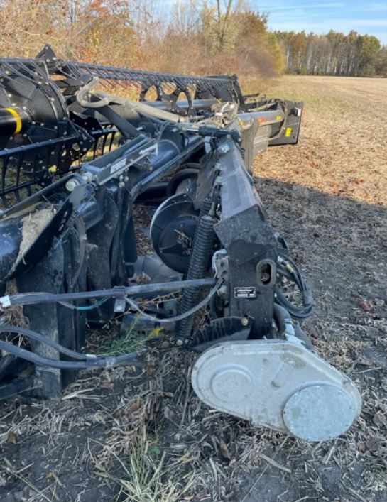 2015 MacDon Header- 35’ - Image 7