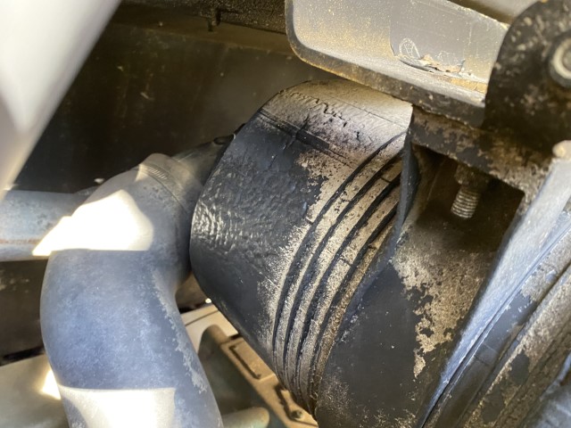 2008 Volvo MC80B Skid Steer - Image 2