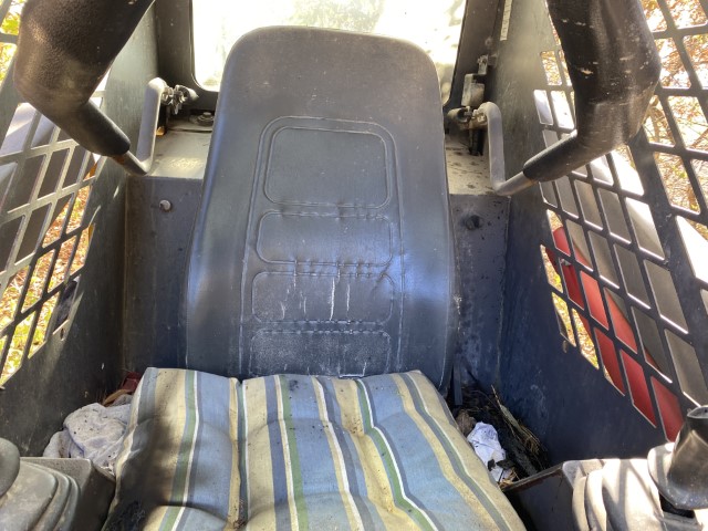 2008 Volvo MC80B Skid Steer - Image 6