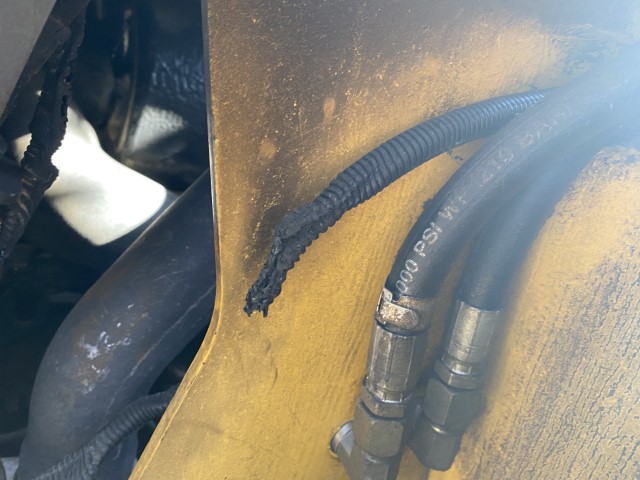 2008 Volvo MC80B Skid Steer - Image 15