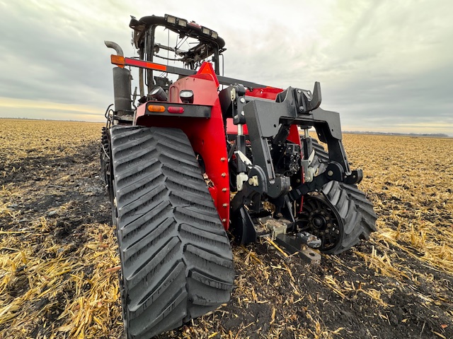 2011 CASE IH 450S Quadtrac Tractor - Image 16