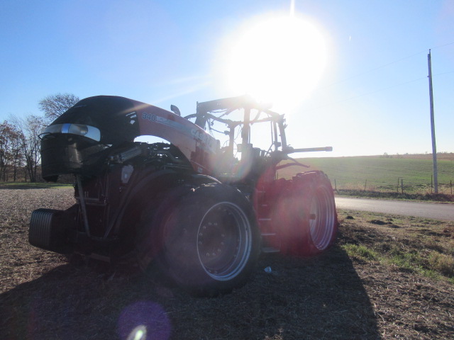 2014 CASE IH 340 Magnum Tractor - Image 10