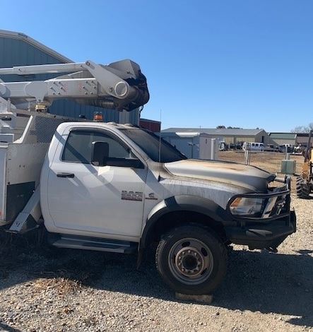 2015 Ram 5500 Bucket Truck - Image 8