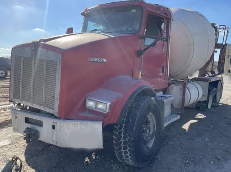 2006 Kenworth T880 Concrete Truck - Image 7